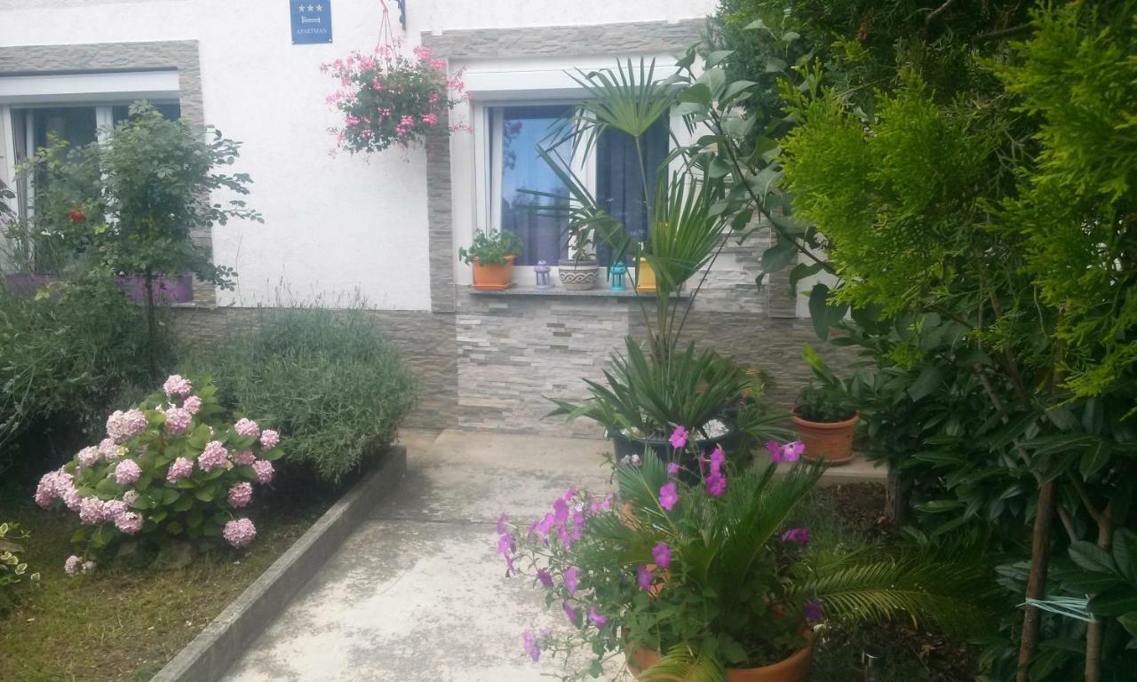 Apartman Teuta Загреб Екстериор снимка